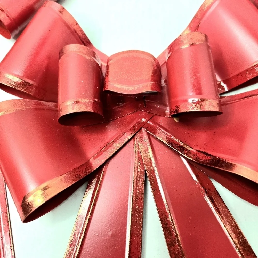 Set of Three Metal Bows, Red.